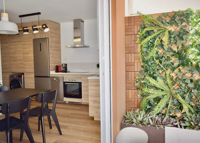 Barista Homes Lejlighed